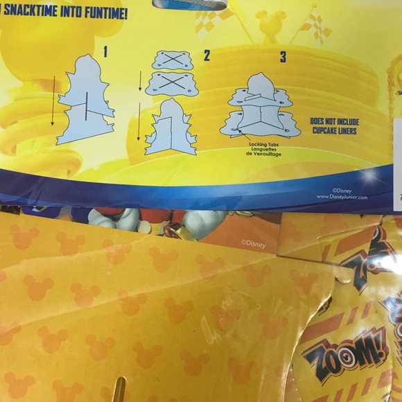 Mickey and the Roadster Racers Snack Stand New - Picture 4 of 4